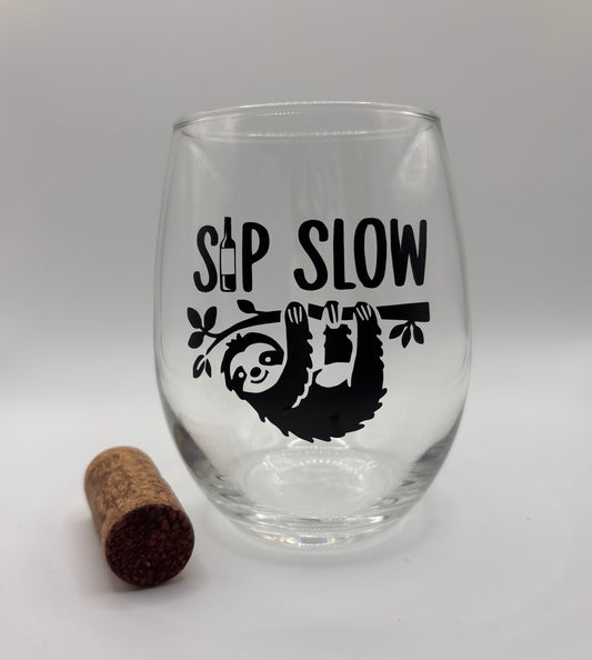 Sip Slow Sloth Stemless Wine Glass – 15 oz